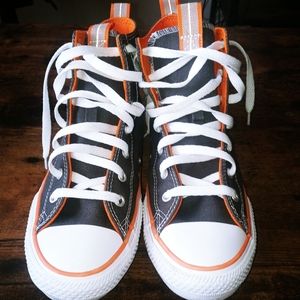 Converse Hi top Size 6 Boys